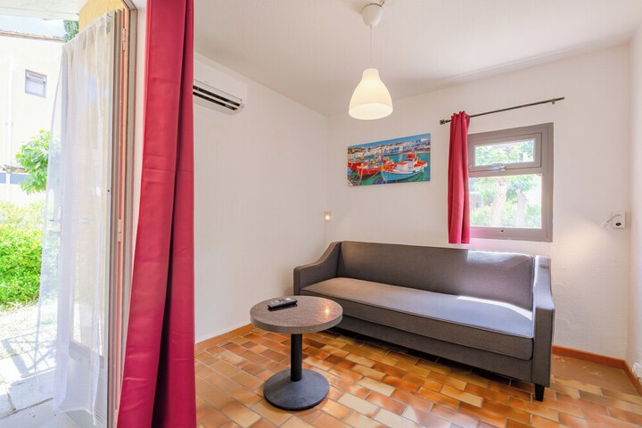 Room 14 of 61