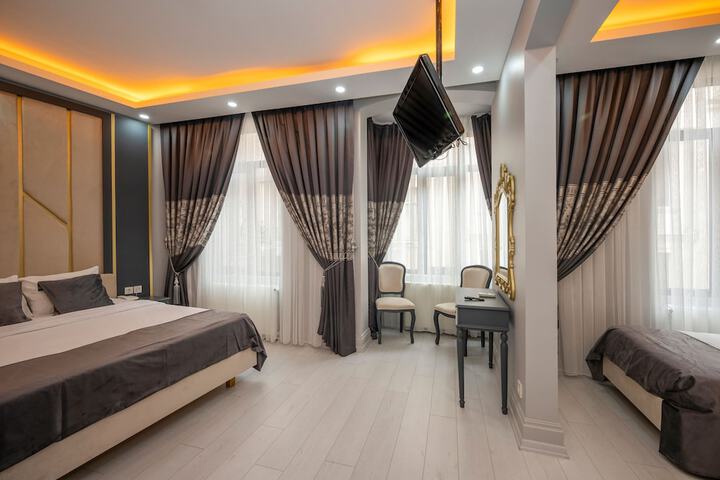 Room 14 of 62