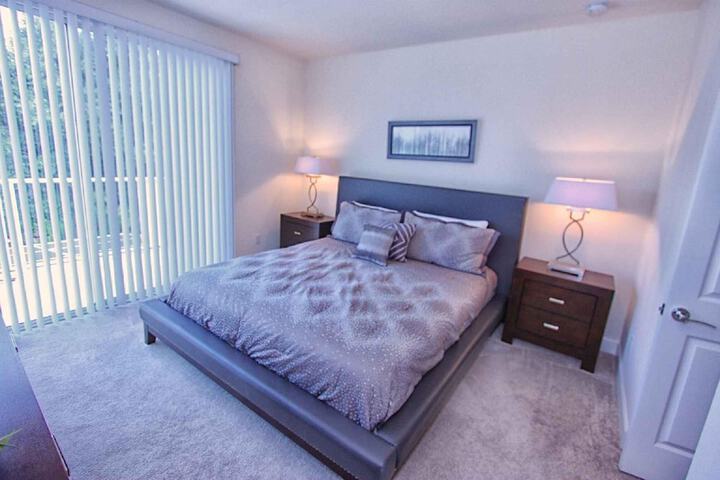 Room 3 of 47