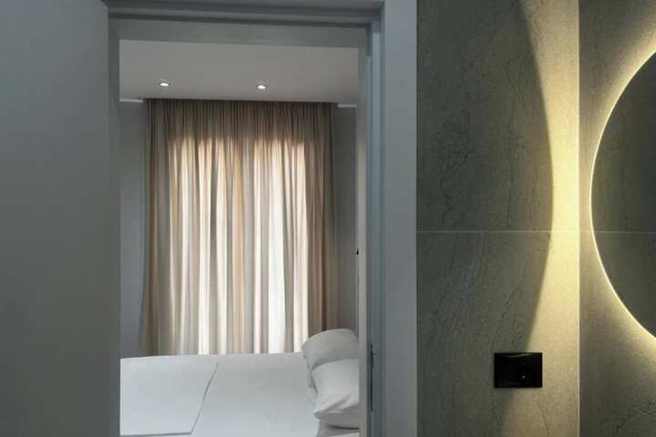 Room 18 of 71