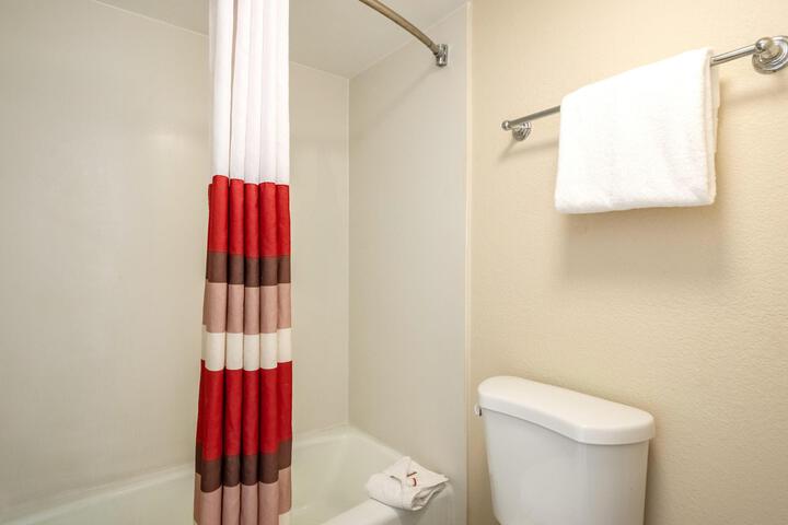 ADA Accessible Superior King with Roll in Shower (9 of 13)