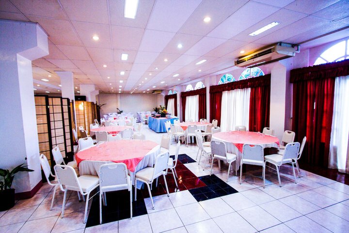 Ballroom/Hall 4 of 5