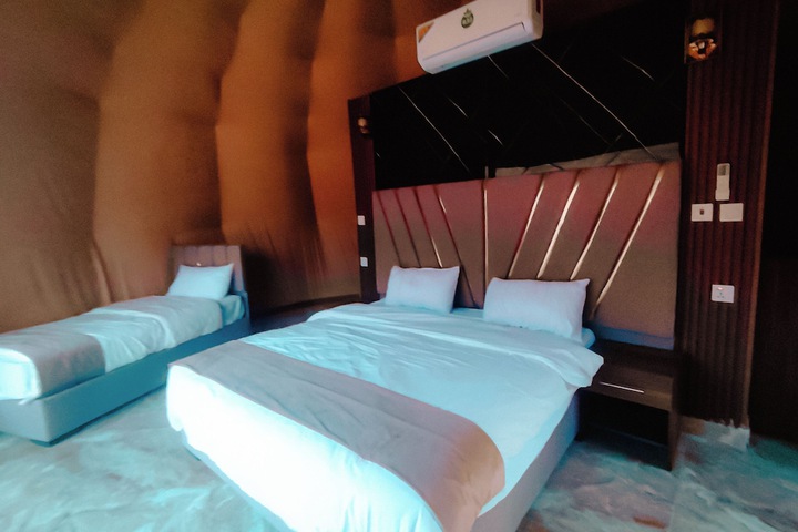 Room 10 of 63