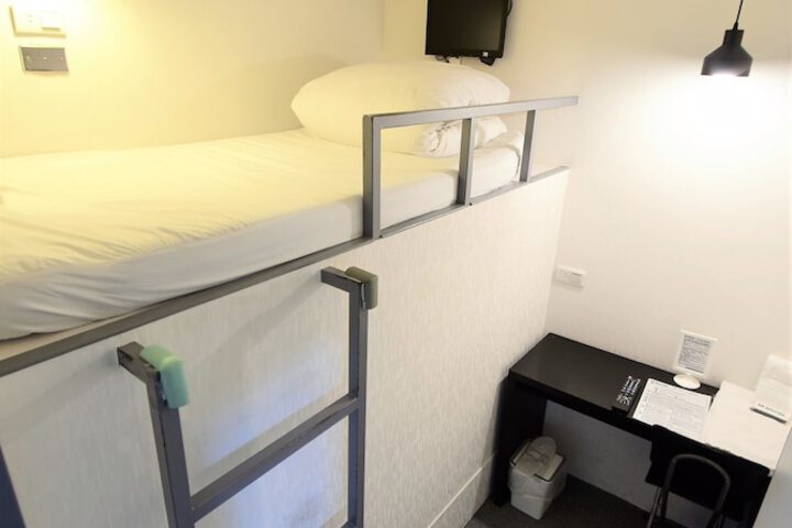 Room 15 of 47