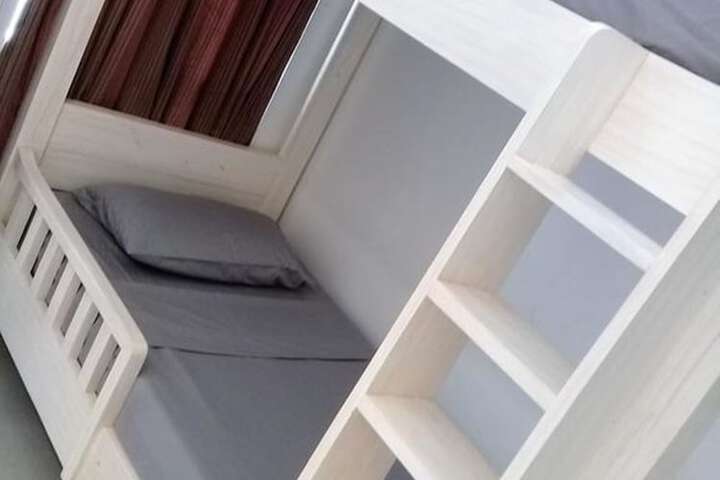 Room 8 of 46