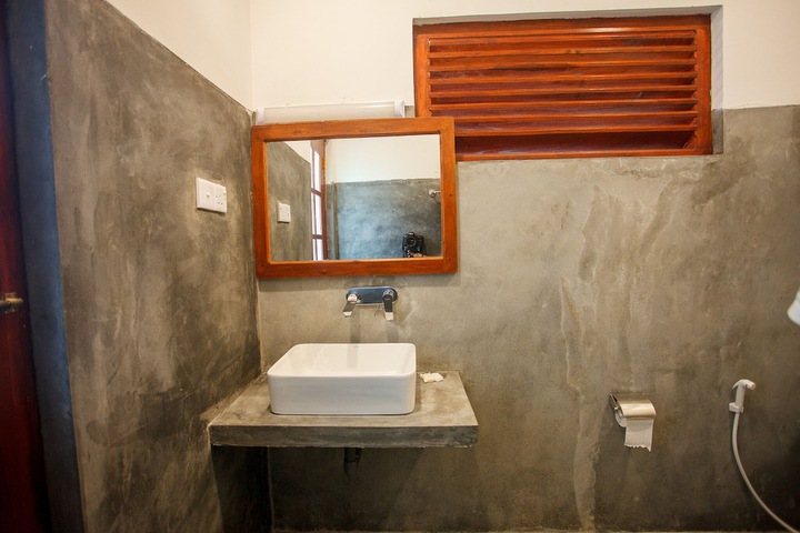Room 14 of 29