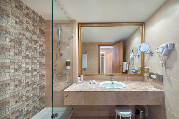 Bathroom Interior Photo