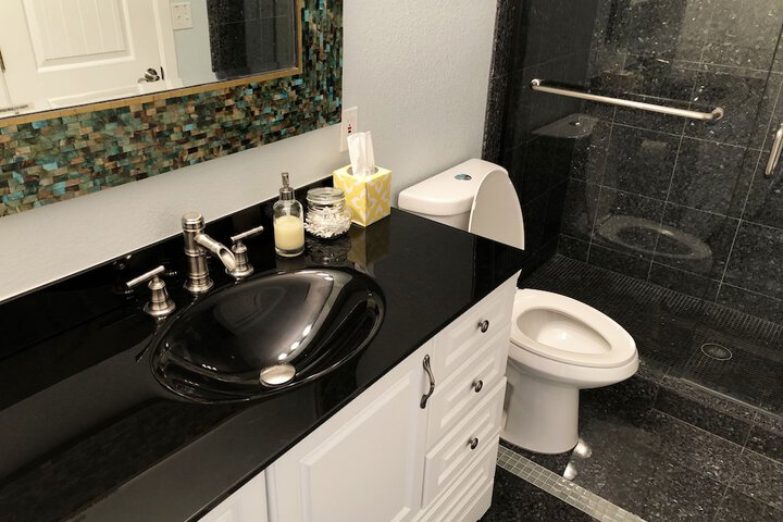 Room 18 of 29