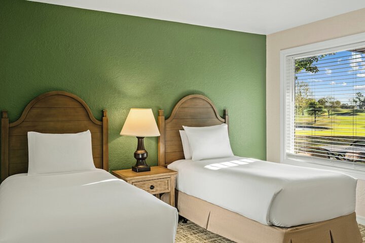 Room 11 of 30