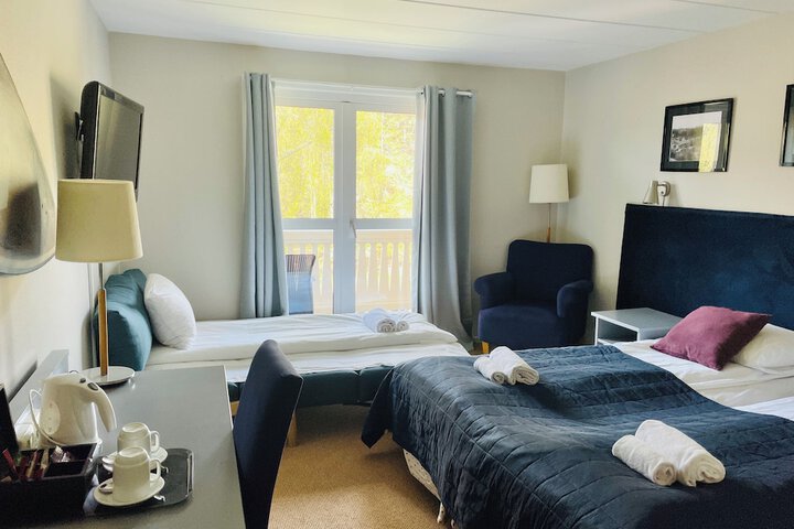 Room 28 of 106