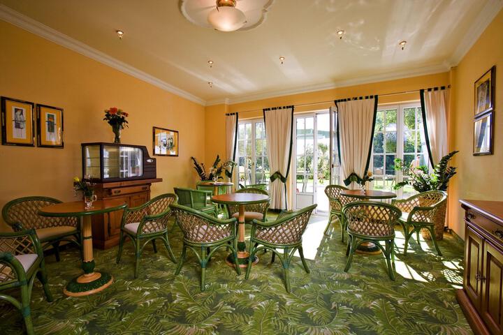 Lobby Entry
