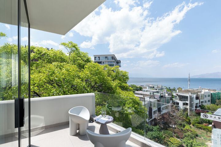 Terrace/Patio 204 of 288
