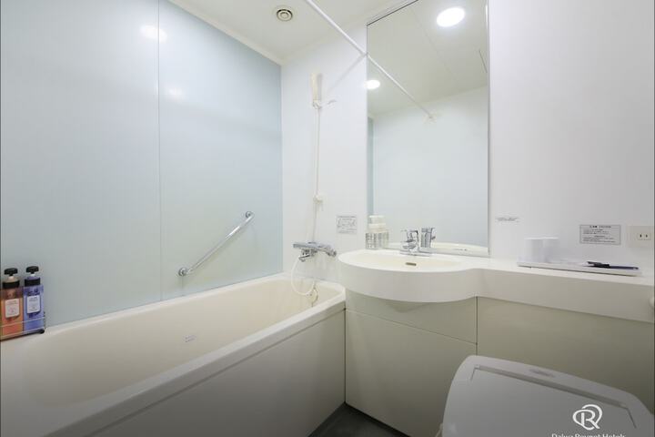 Room 14 of 22