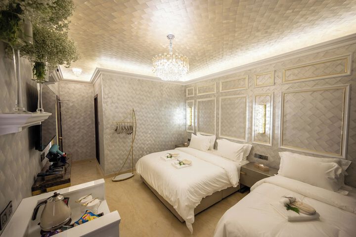 Room 86 of 285