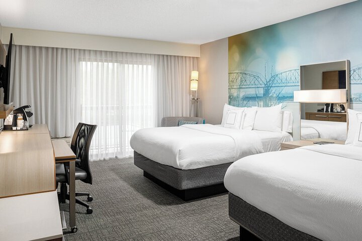 Room 5 of 27