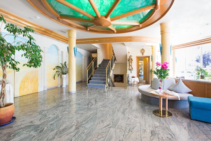 Hotel Interior 4 of 57