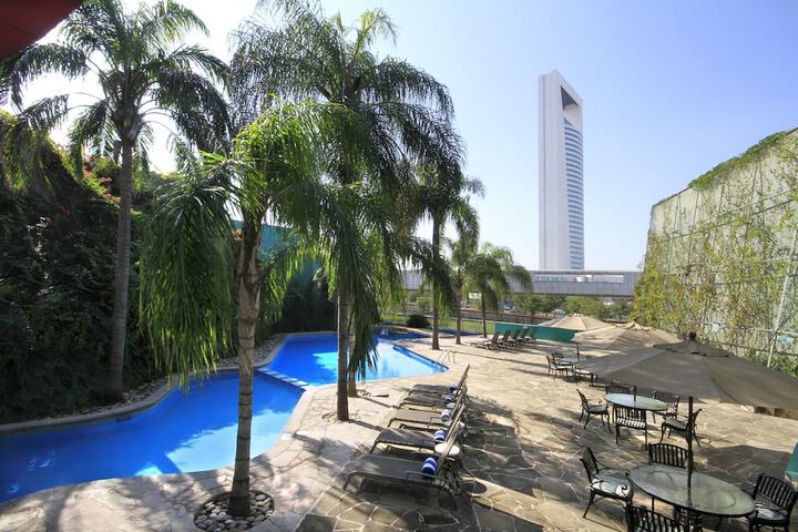 Pool Hotel