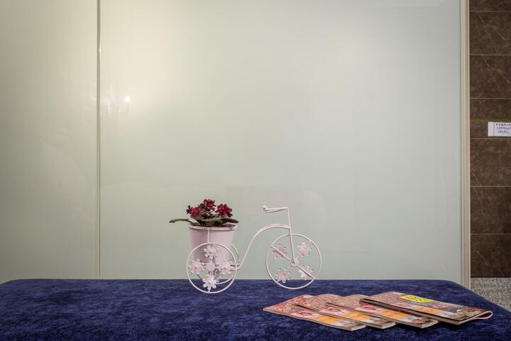 Room 25 of 41