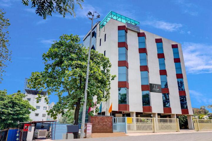 Collection O Crystal Homes Near EON IT PARK Kharadi