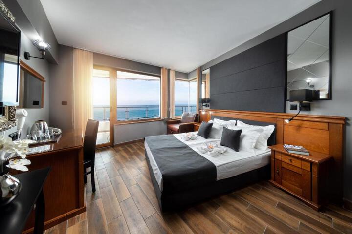 Petrov Family Hotel