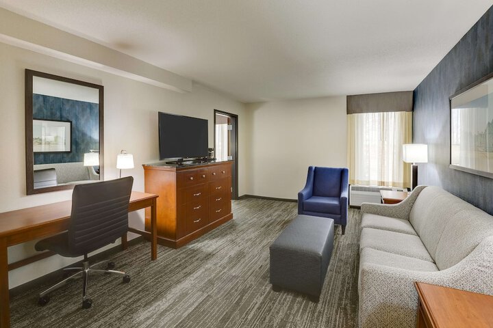 Room 6 of 56