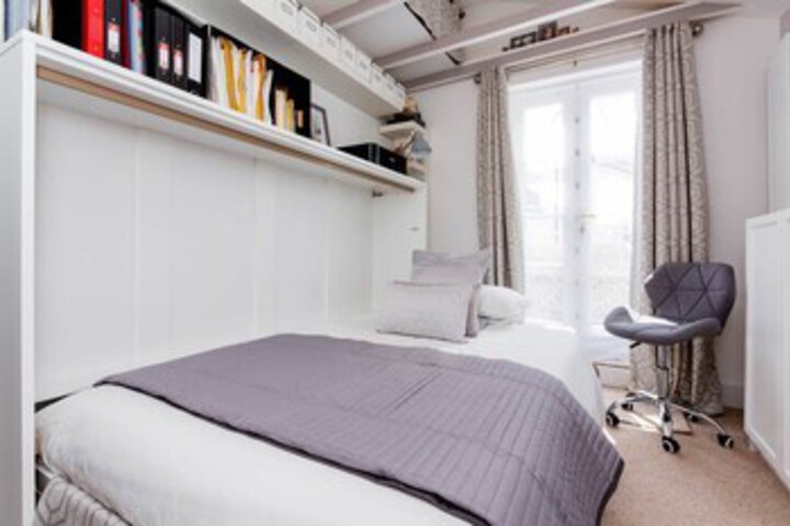 Room 17 of 21