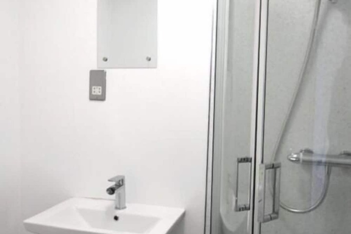Room 11 of 35