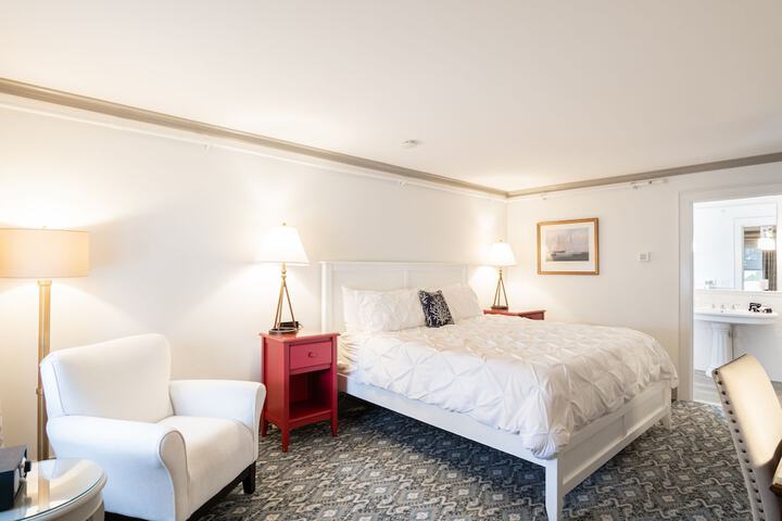 Room 22 of 78