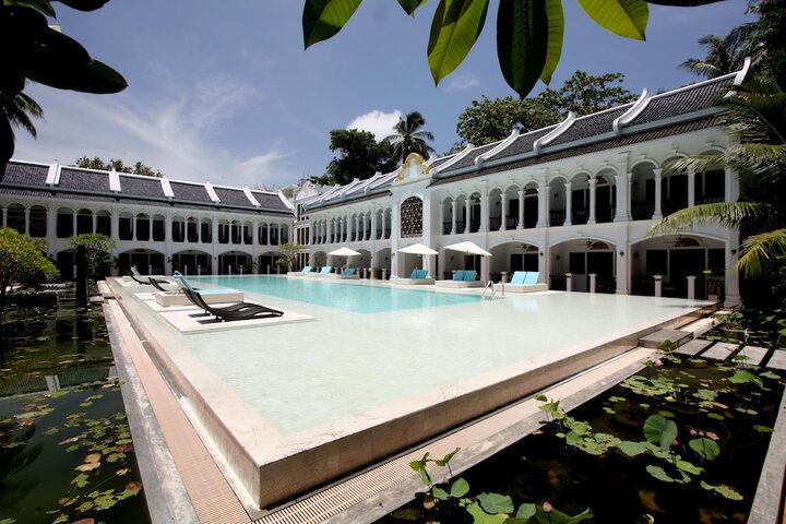 Pool 85 of 137