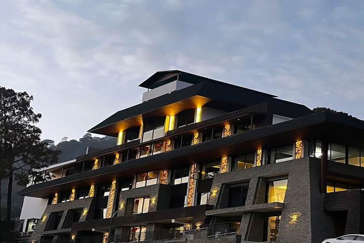 Viceroy in The Himalayas An ALIVAA HOTEL