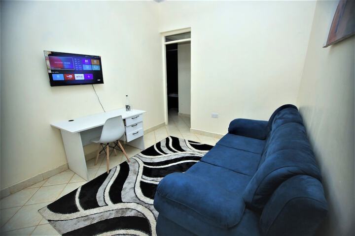 Room 11 of 25