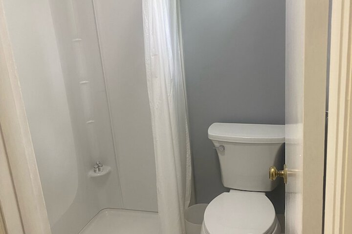 Room 136 of 205