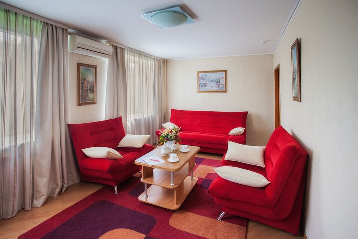 Room 16 of 31