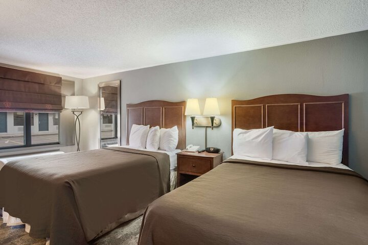 2 Double Beds Accessible Room (2 of 18)