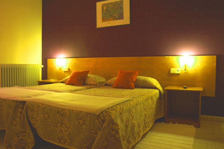 Room 10 of 19