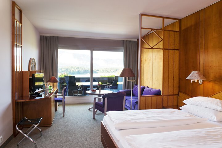Room 9 of 62