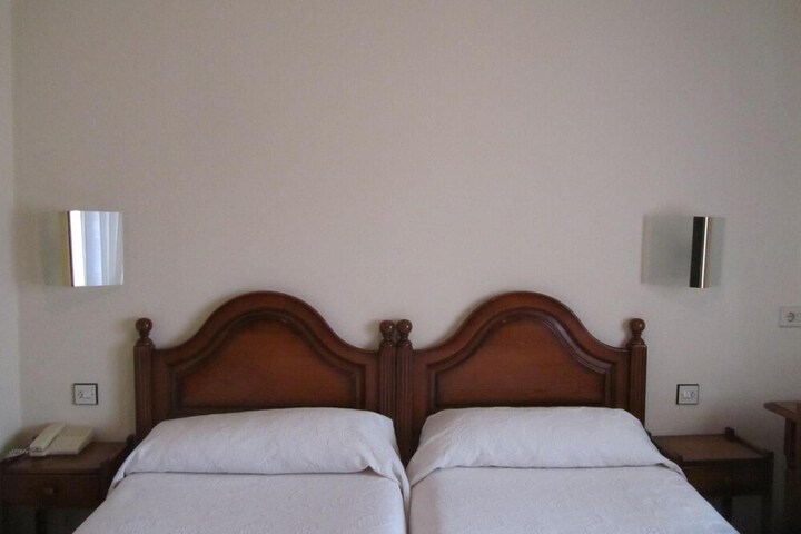 Room 18 of 54