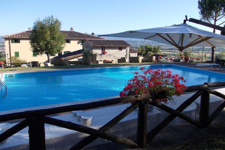 Pool 36 of 73