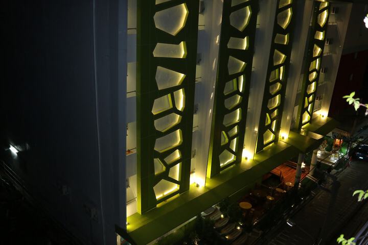 Hotel 33 of 37