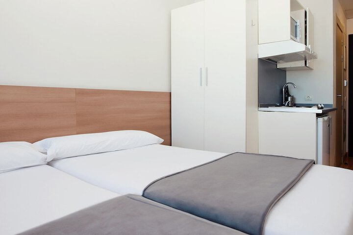 Room 21 of 49