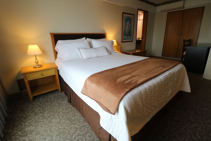 Room 18 of 125