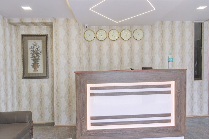 Hotel Interior 4 of 28