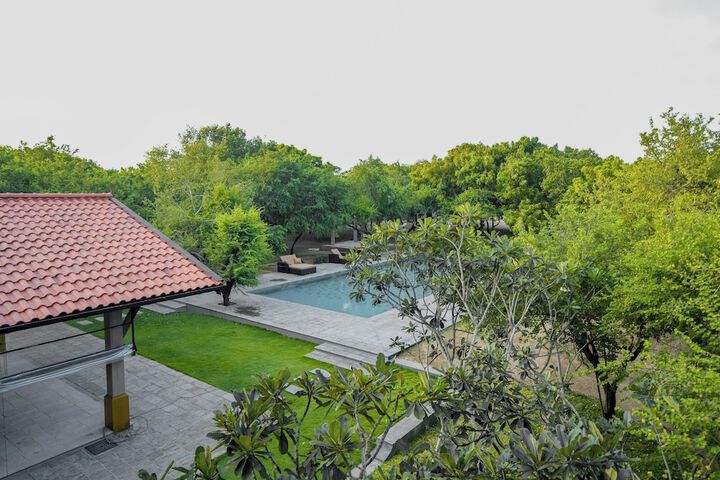 Pool 22 of 27