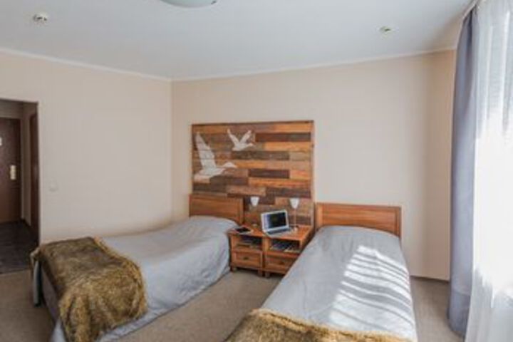 Room 10 of 44