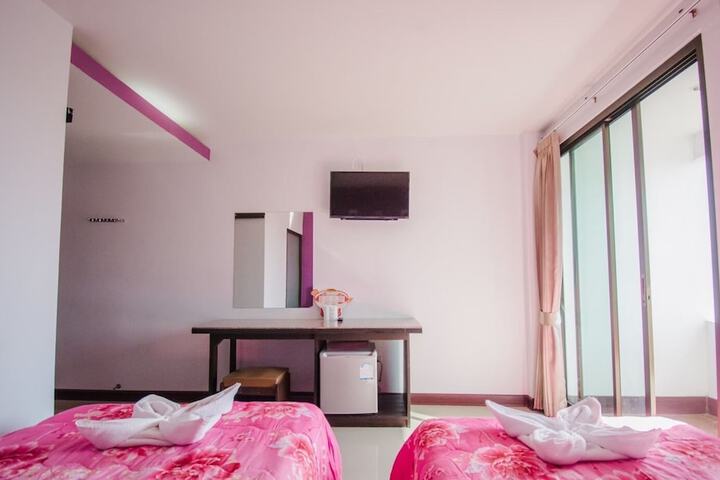 Room 15 of 31