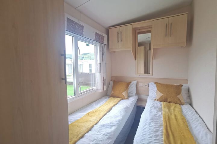 Room 6 of 43