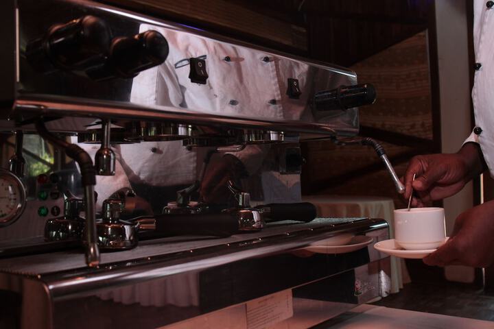 Breakfast/Coffee Service 3 of 8