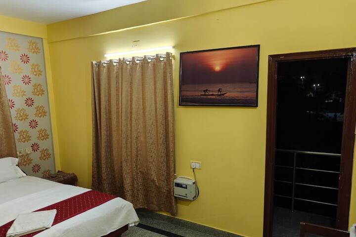 Room 11 of 50
