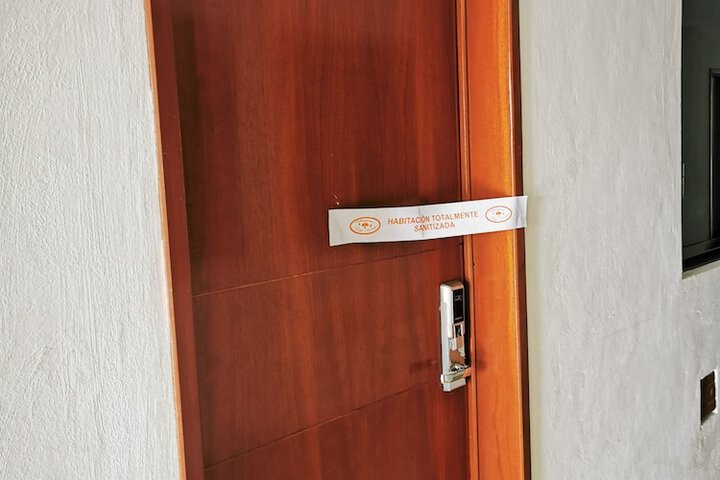Ballroom/Hall 64 of 80