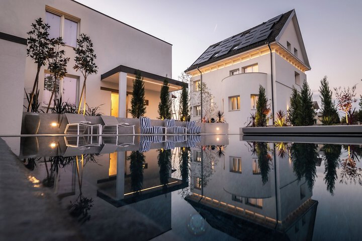Pool 16 of 36